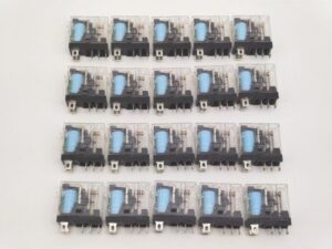 G2R-1-SN オムロン 20個セット 中古 24VDC G2シリ