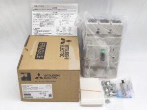 NV250-HVU 三菱電機 箱いたみあり 未使用 3P 200A 1