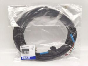 R88A-CAKA005SR オムロン 新品