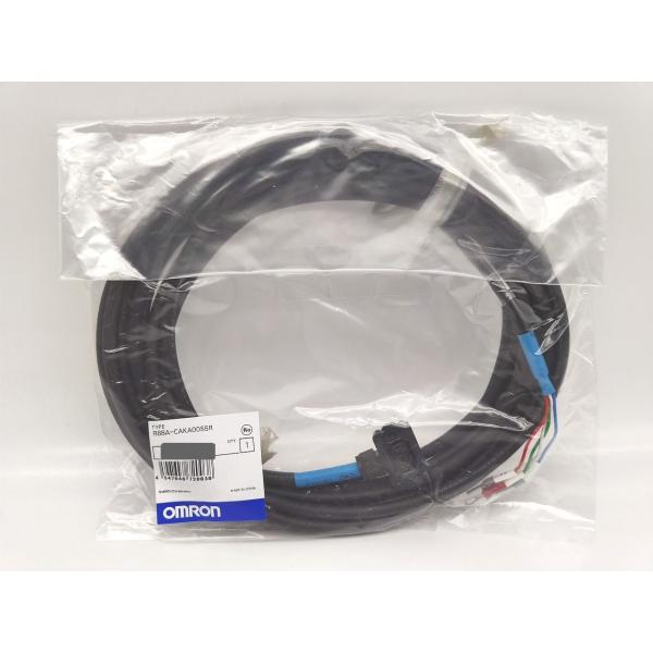 R88A-CAKA005SR オムロン 新品