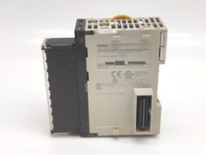 CJ1W-OC211 オムロン 中古 CJ1W-OC CJ1シリーズ