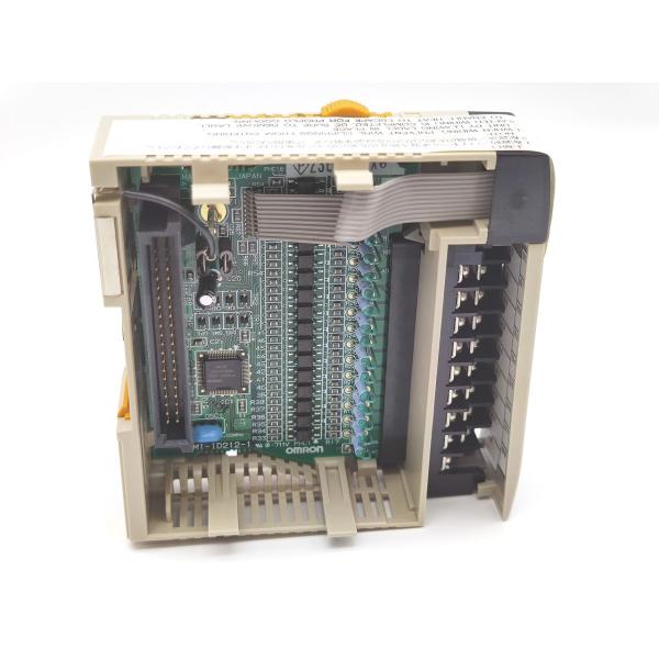 CQM1-ID212 オムロン 箱いたみあり 中古か未使用か不明 CQM
