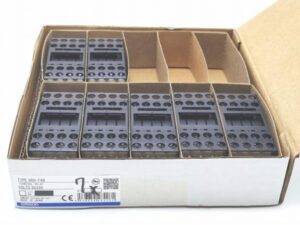 G6D-F4B オムロン 中古か未使用か不明 7点セット DC24