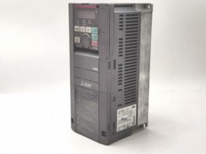 FR-F820-1.5K-1 三菱電機 中古 インバータ インバーター FRシリ