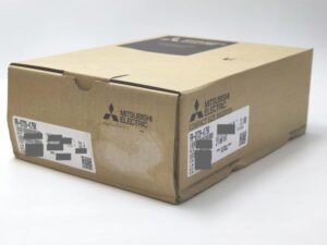 FR-D720-0.75K 三菱電機 箱いたみあり 2021年製 シーケンサ