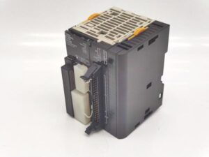 CJ1M-CPU22 オムロン 中古 CJ1M-CPU CJ1シリーズ