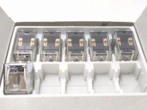 MY2Z-D オムロン 6点セット 中古か未使用か不明 24VD