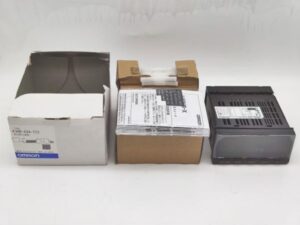 K3HB-XVA-T22 オムロン 箱いたみあり 中古か未使用か不明 AC1