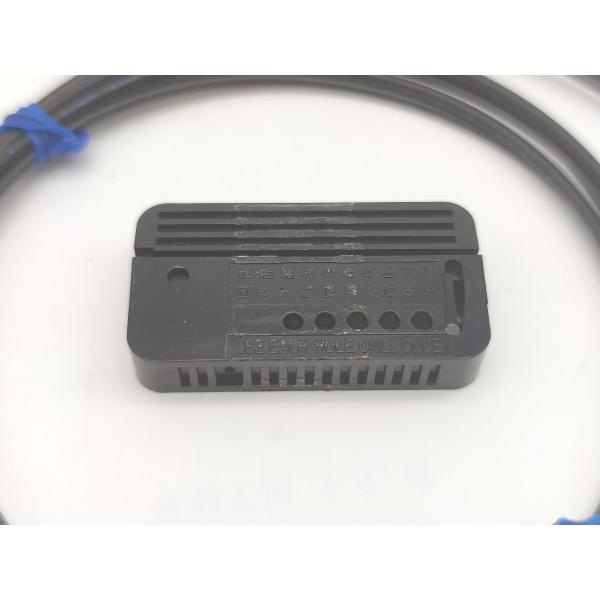 E32-T15Z オムロン 箱いたみあり ネジ1本のみ 付属品テープ