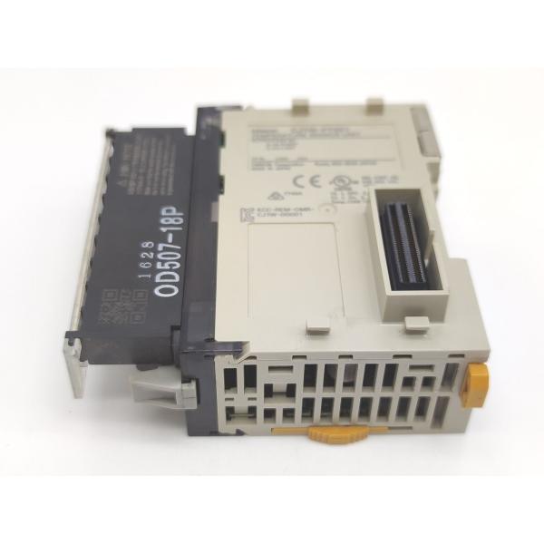 CJ1W-PTS51 オムロン 中古 CJ1W-PTS CJ1シリーズ
