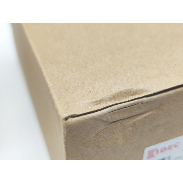 SJ1S-21L IDEC 箱いたみあり 新品 300V 12A 1