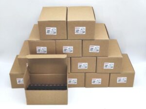 SJ1S-21L IDEC 箱いたみあり 新品 300V 12A 1