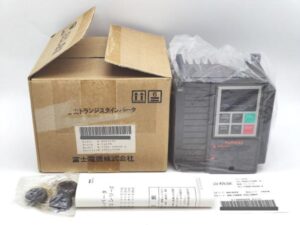 FVR0.75E9S-4 富士電機 箱と本体ロットナンバー違い 箱いたみあり