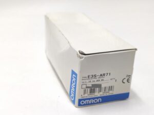 E3S-AR71 オムロン 箱へこみあり 未使用 2m 10 to