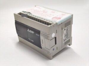 FX3G-40MR 三菱電機 中古か未使用か不明 本体のみ シーケンサ