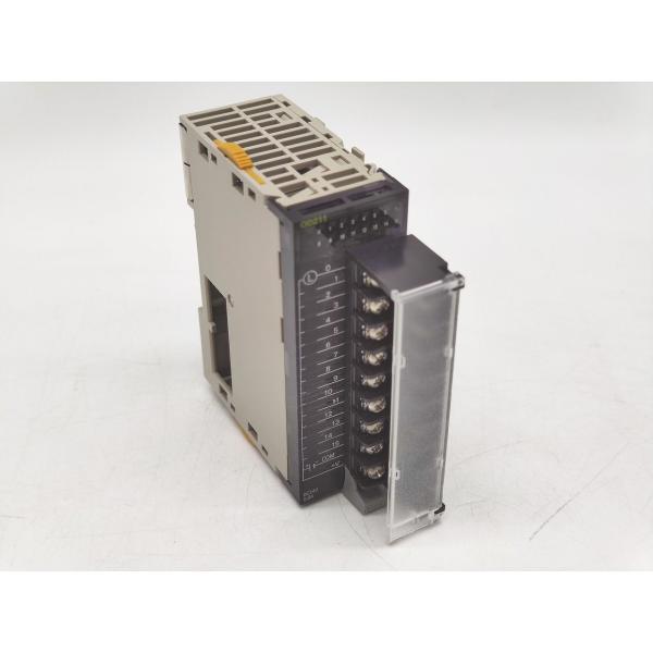 CJ1W-OD211 オムロン 中古 CJ1W-OD CJ1シリーズ