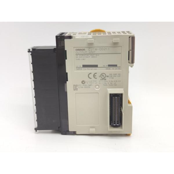 CJ1W-OD211 オムロン 中古 CJ1W-OD CJ1シリーズ