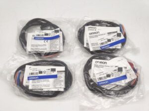D4GS-N4T オムロン 4点セット 新品