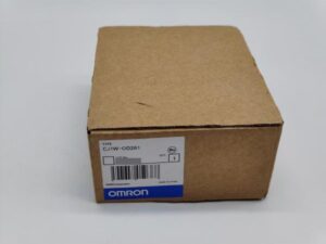 CJ1W-OD261 オムロン 箱いたみあり 未使用 CJ1W-OD C