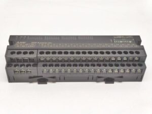 AJ65SBTB1-32D1 三菱電機 中古 AJ65SBTB1-32D CC-