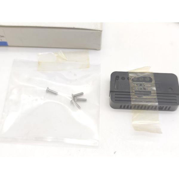 E32-T15XB オムロン 箱汚れ いたみあり 付属品テープあり 未