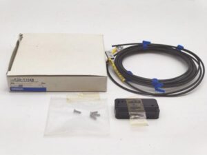 E32-T15XB オムロン 箱汚れ いたみあり 付属品テープあり 未