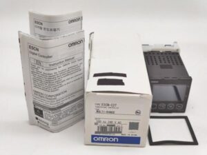 E5CN-C2T オムロン 箱汚れいたみあり 未使用 100to24