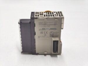 CJ1W-OC211 オムロン 中古 CJ1シリーズ