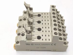 P2RF-08-E オムロン ４点セット 中古