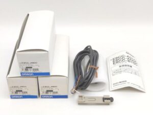 E8CC-AN0C オムロン 箱汚れあり 新品 12 to 24VDC