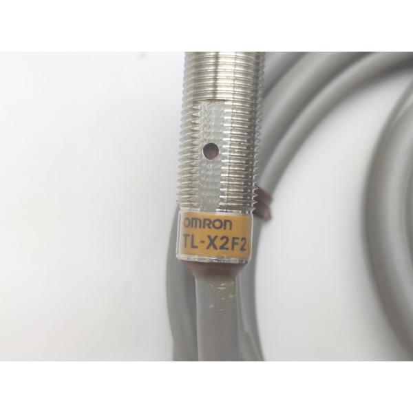 TL-X2F2 オムロン 箱よごれあり 未使用 10to40VDC