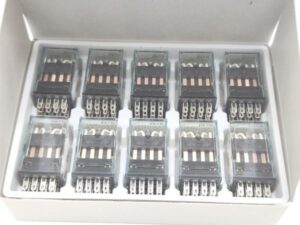 MY4N オムロン 新品 100/110VAC MYシリーズ
