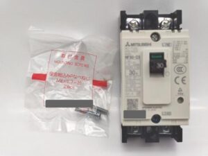 NF30-CS 三菱電機 中古 AC220V 30A 2P