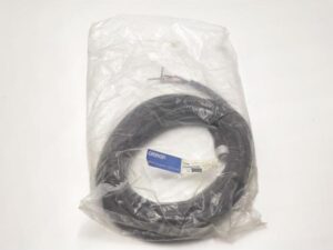 XS2F-D421 オムロン 袋よごれあり 未使用