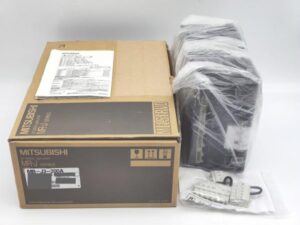 MR-J3-200A 三菱電機 箱いたみあり たぶん未使用 2008年