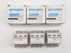 CP30-BA 三菱電機 箱汚れ・いたみあり 未使用 3P 3点セ